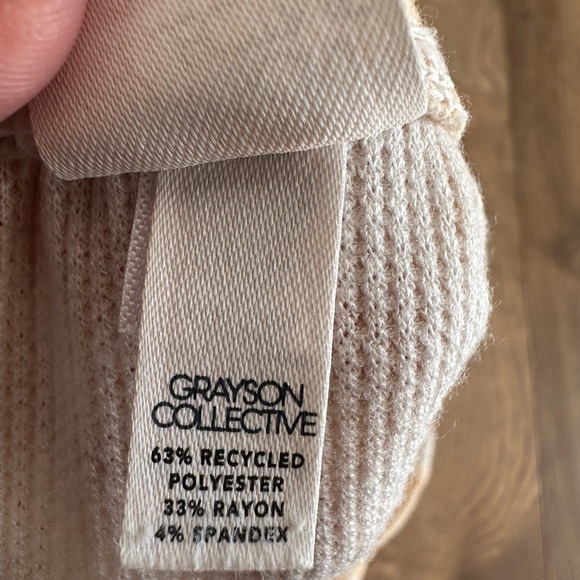 Grayson Collective Creamsicle Color  Long Sleeve Top and Tie-Dye Shorts Set - 5t - Picture 9 of 10